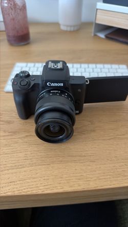 Canon EOS M50 Camera