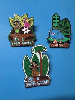 It’s A Small World Pin Set 