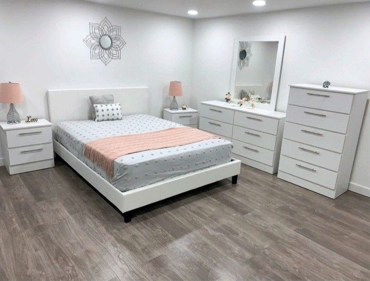 Bedroom Set ( Juego De Cuarto)💮Sold separately too💮Fast delivery