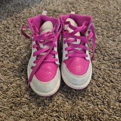 Girls Nike
