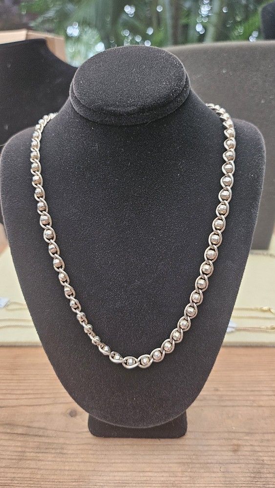 Gorgeous Fancy Ball Chain