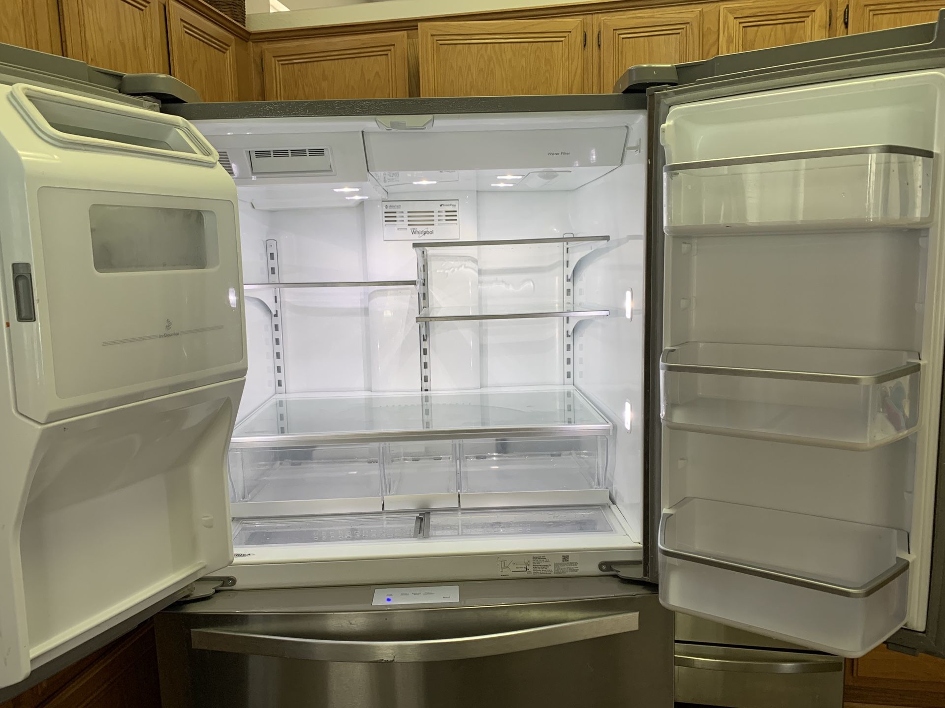 Whirlpool 26.2cu ft 4Door French door refrigerator for Sale in