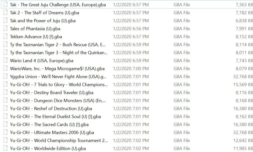 R4 Card with 4500+ retro games and 1200 ds games and 160 gba games for