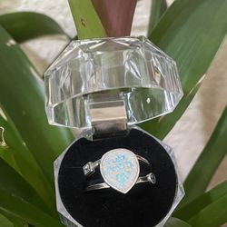 Women’s 925 Sterling Silver Opal Ring Size 10