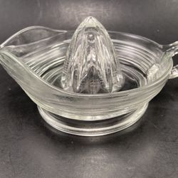 VINTAGE 1950'S ANCHOR HOCKING LARGE CLEAR GLASS JUICE REAMER—Excellent Shape!