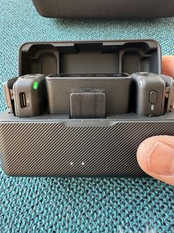 DJI wireless Microphones With Carrying case