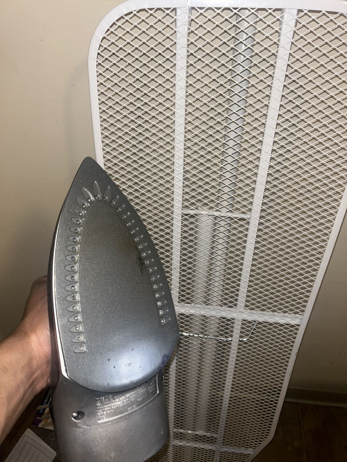 Ironing Board/Iron 