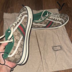 Gucci 1977 