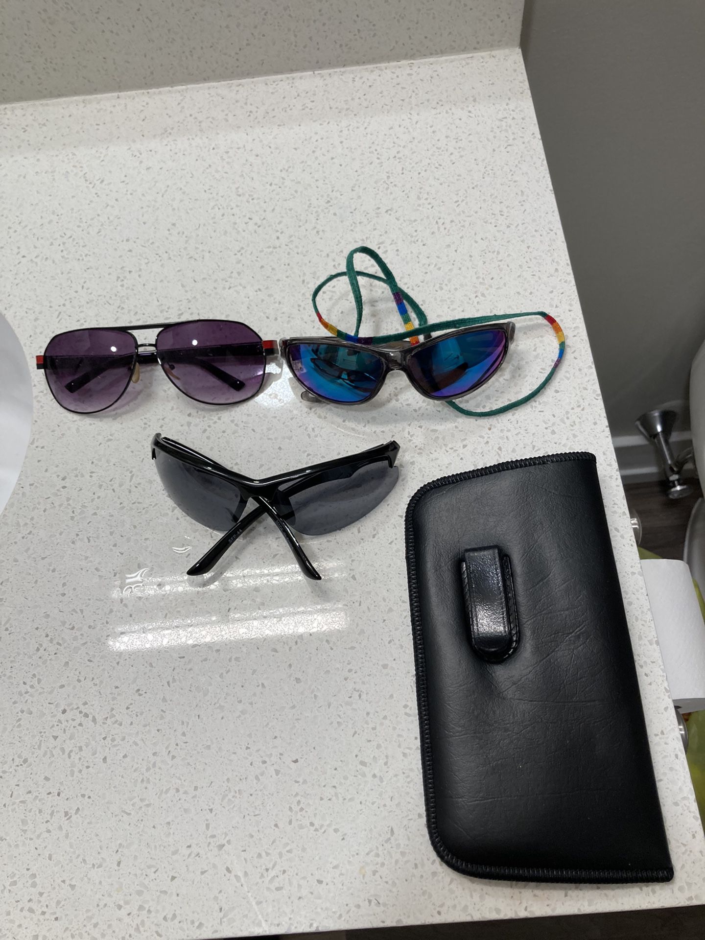 Men sunglasses and leather case