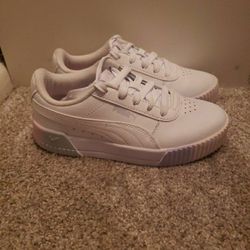 Puma Girls Shoes (Size: 1.5Y)