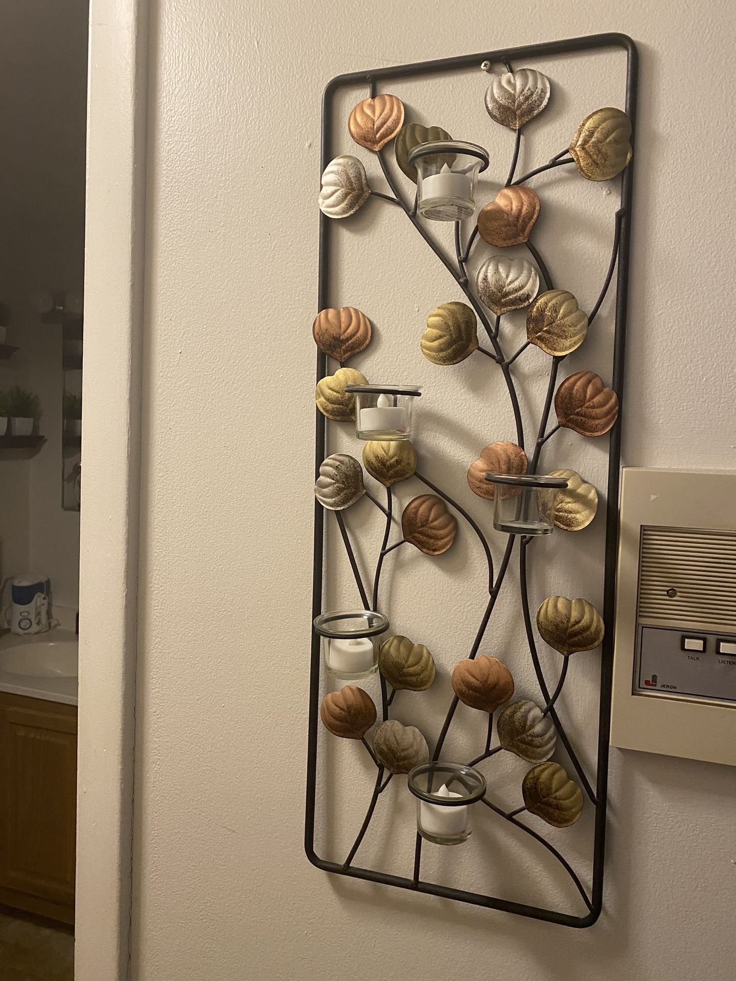 METAL WALL DECORATION 