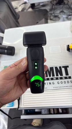 Tomb 45 foil shaver