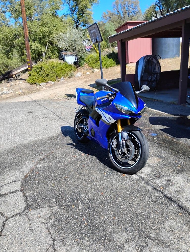 2004 Yamaha YZF-R6