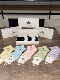 socks alo