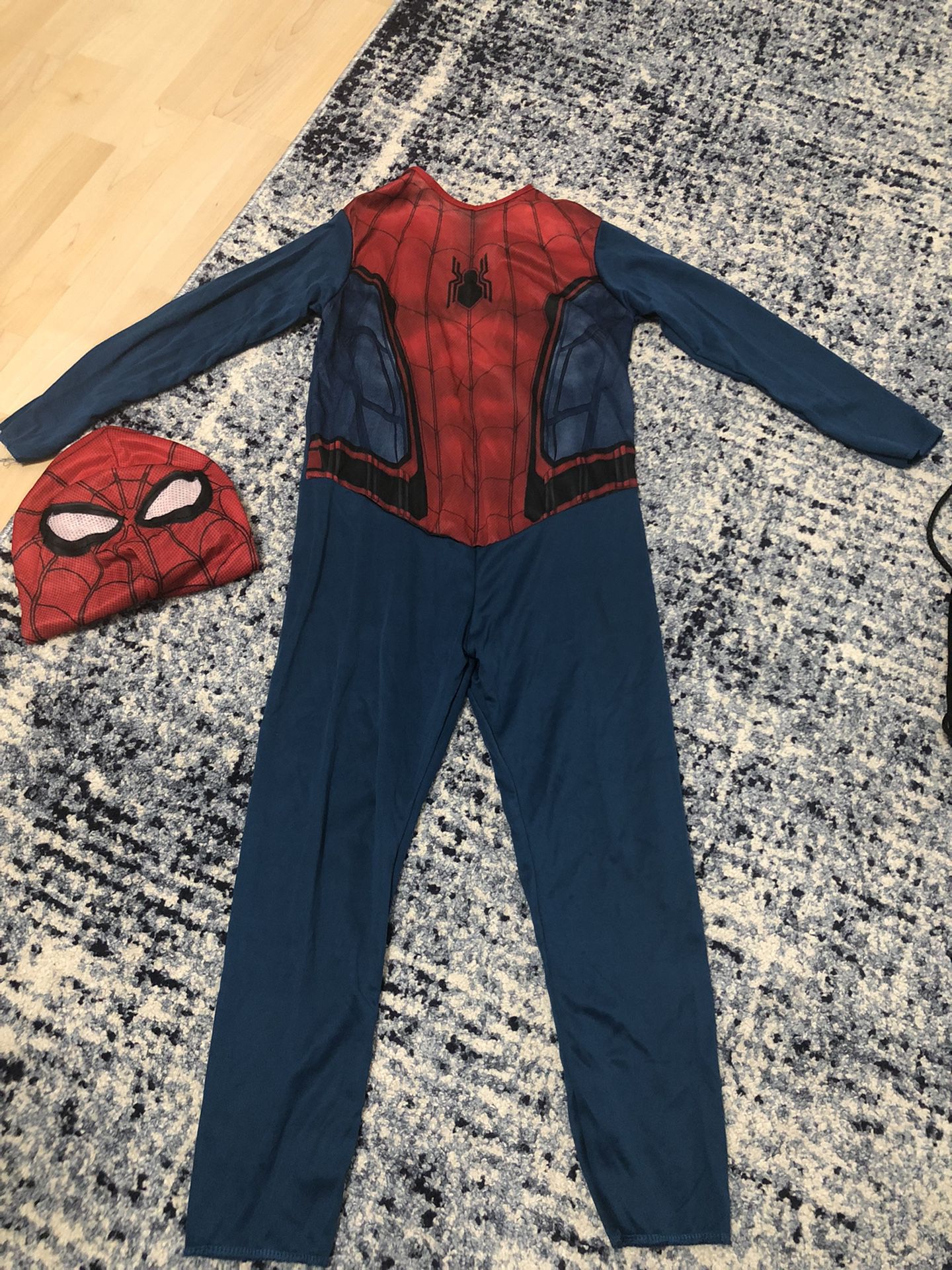 Spider-Man Costume (Halloween Costume) 