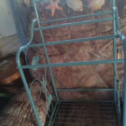 Towel rack With Seashells Brand New