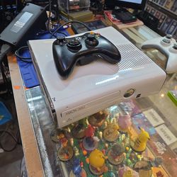 Xbox 360 S Slim Special Ed. Glossy WHITE 250 GB Console w/White Controller RARE