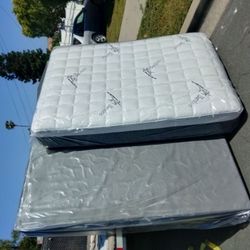All New Queen Mattress And Box Spring Set $180