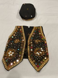 Indian Fancy Vest With Cap For Child/toddler - Indian Size 5 