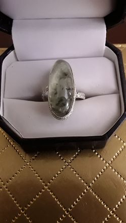 SS Natural Prehnite size 7 Oblong Ring