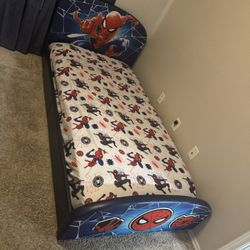 Cama De Niño Con Colchón 