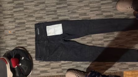 Purple jeans size 28