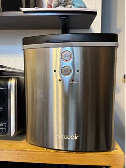NewAir NIM033SS00 Portable Countertop Ice Maker - Stainless Steel