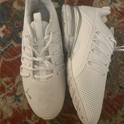 Puma Axelion sz 11.5