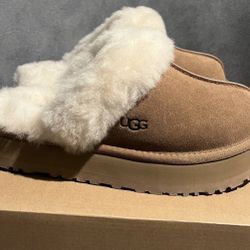UGGS