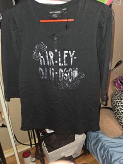 Harley-Davidson shirt