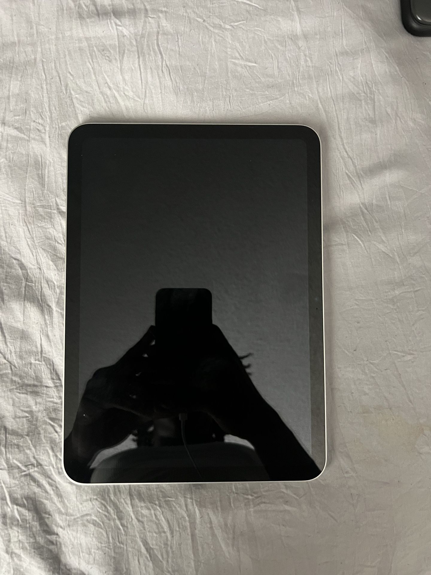 Ipad 10th Generation *Read Description*