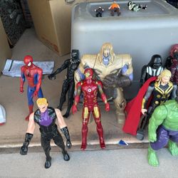 Super Hero Figures