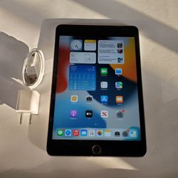 Apple iPad Mini 4 - Wifi - Like New 
