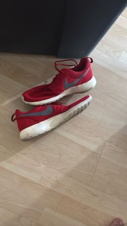 Nike Roshe Sport Red Men’s Size 11.5 Used 