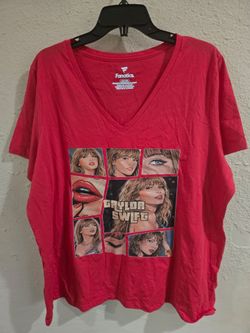 Taylor Swift Fan Art V-neck Tee Shirt, Red, Women's Size 2X, XXL