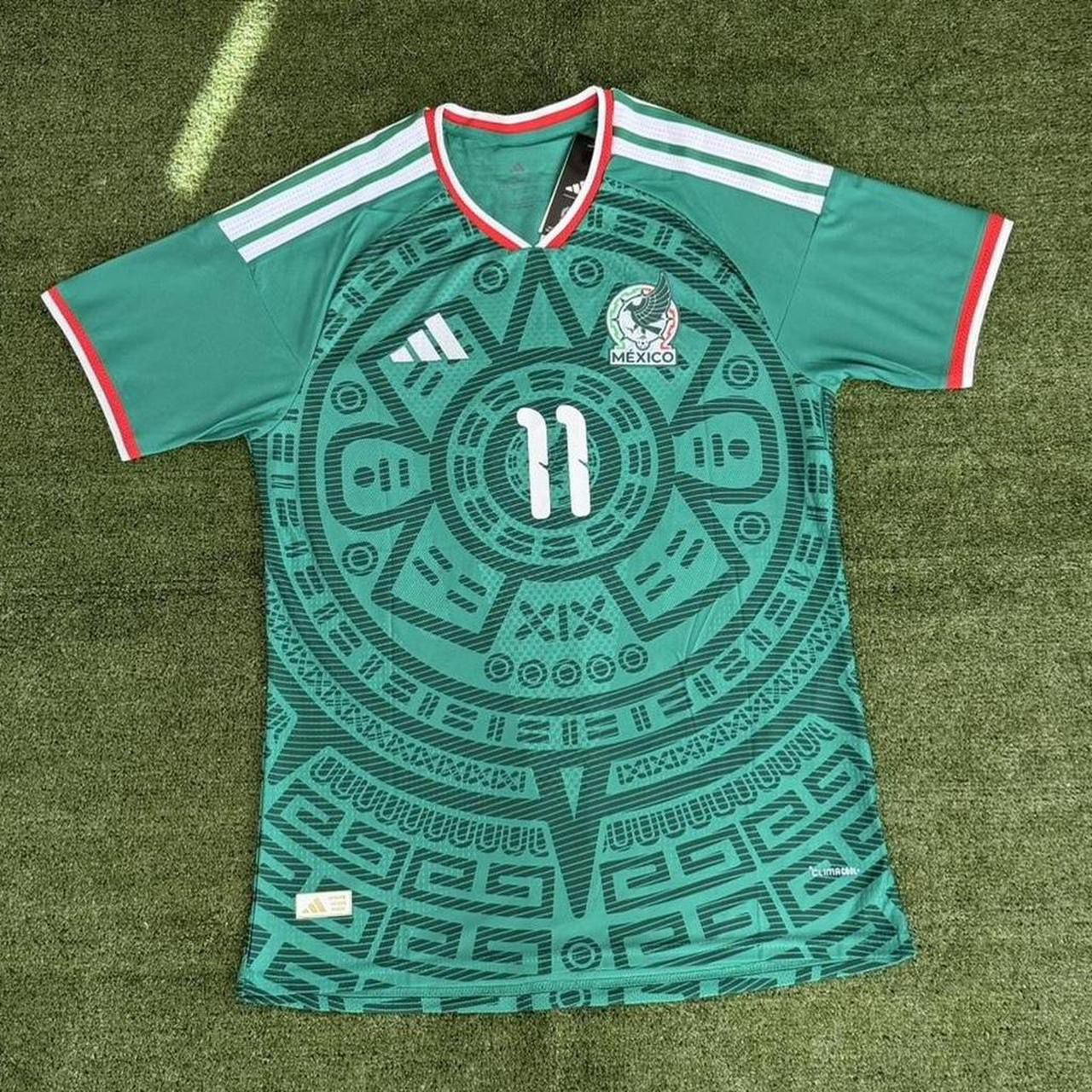 Mexico National Soccer Team 25/26 #11 Santi Gimenez Home Kit Jersey World Cup 2026 - Player Edition Quality