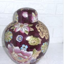 Handpainted, ceramic Ginger Jar, with lid