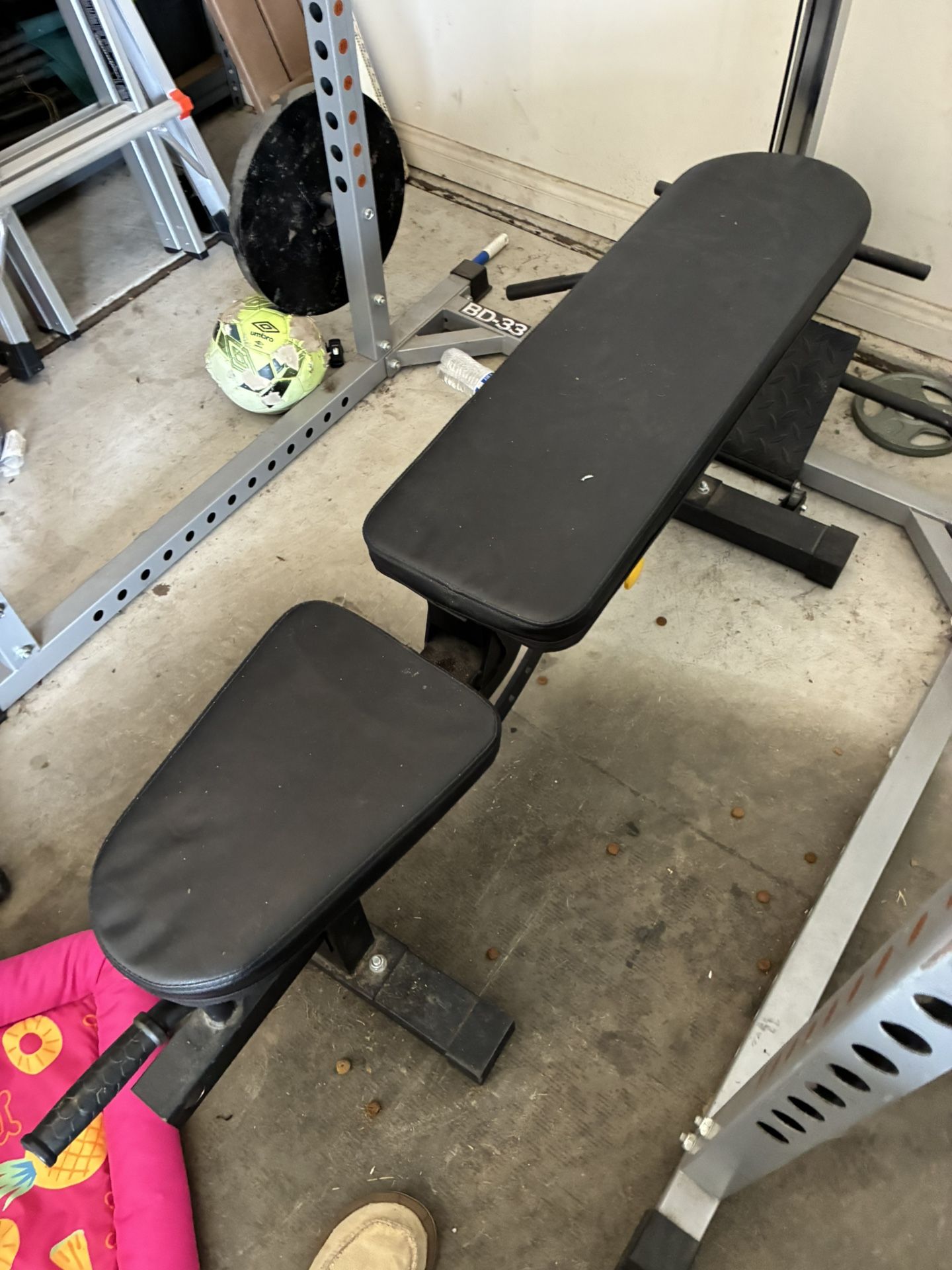 Inclined Weight Bench