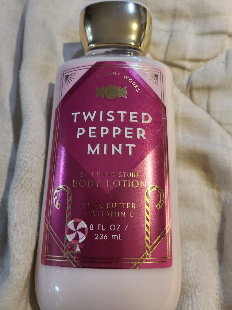 Bath And Body Works Twisted Peppermint 