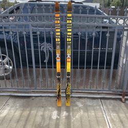 Daiwa 68” Long Snow Skis.
