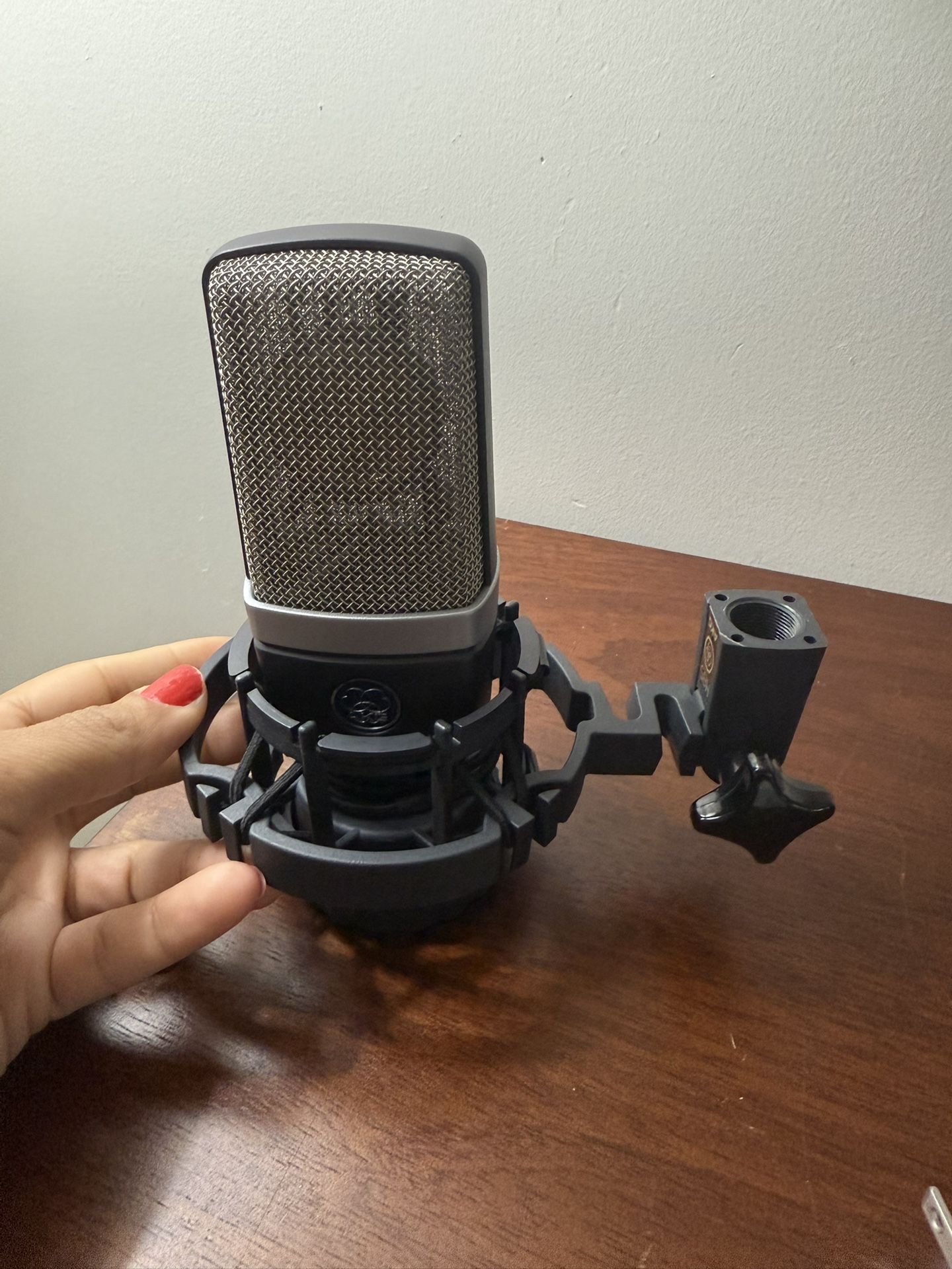 Microphone