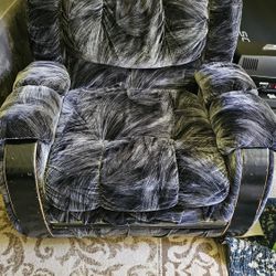Free Comfy 1 Person Sofa Seat.
