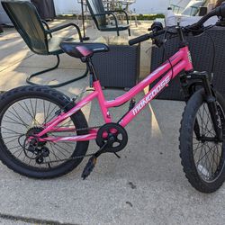 Girls Mongoose Bicycle Pink Neon Coloe