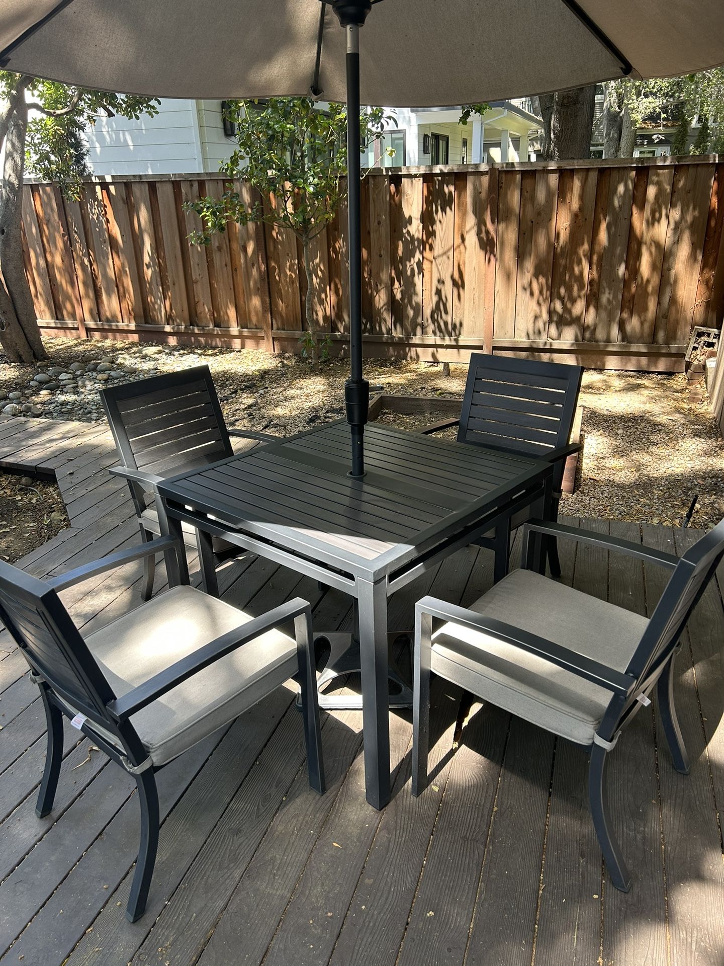 Macy’s Marlough II Outdoor Aluminum 5-Pc. Dining Set (36" Square Dining Table, 4 Dining Chairs, and Umbrella)