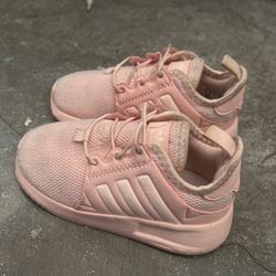Addias Size 7k