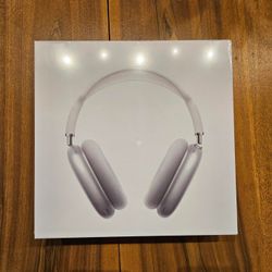 AirPod Maxes