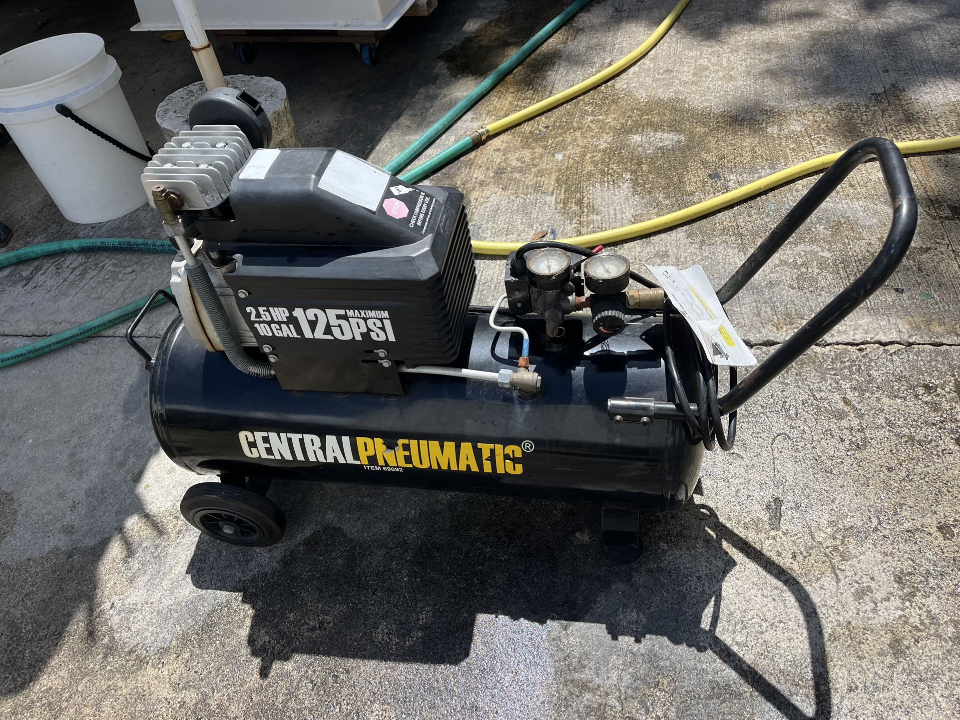 10 Gallon Air Compressor