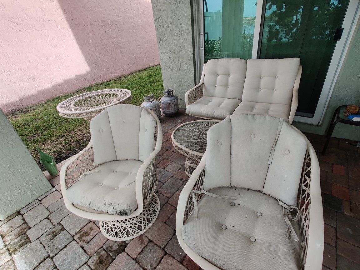 Outdoor Patio Furniture
