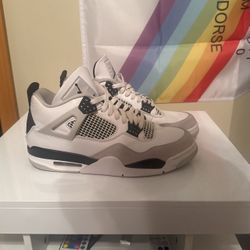 Jordan 4 Military Black 