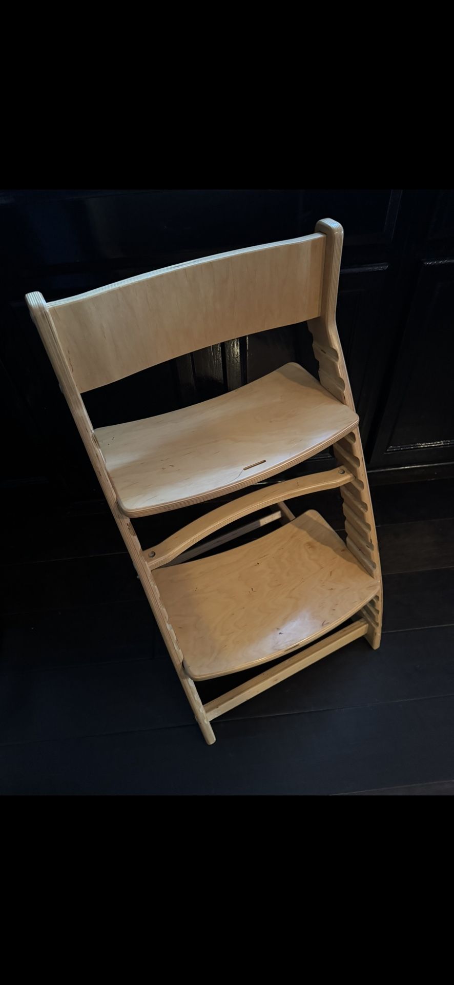 Wooden highchair, 🪴